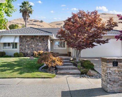 40658 Slayton St, Fremont