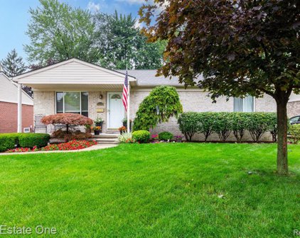 26355 TOWNLEY, Madison Heights