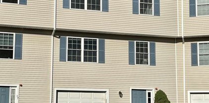 985 Trapelo Road Unit 18, Waltham