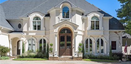 1265 Stuart Ridge, Alpharetta