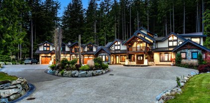3299 Black Bear Way, Anmore