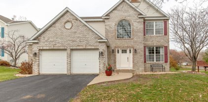 2722 Autumn Woods Drive, Chaska