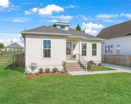 1510 Schnell  Drive, Arabi
