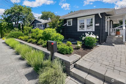 3244 Walnut Avenue SW, Seattle