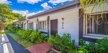 514 Ne 199th Ln Unit #4R, Miami