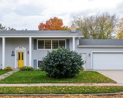 387 Lunar Lane, Bismarck