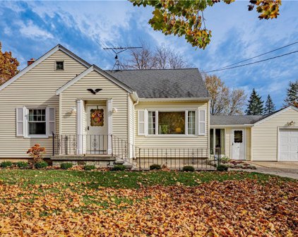 33 Kelly Avenue, Royalton