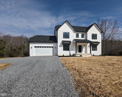 9619 Leavells Rd, Fredericksburg