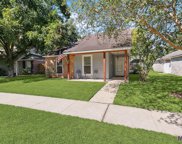 320 Meadow Bend Dr, Baton Rouge image