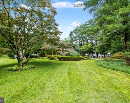 1429 Spring Mill Rd, Gladwyne