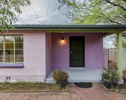 2805 E Lester, Tucson