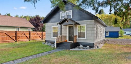 810 SE Front Street, Winlock