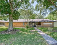 3202 Wagon Trail Road, Pearland image