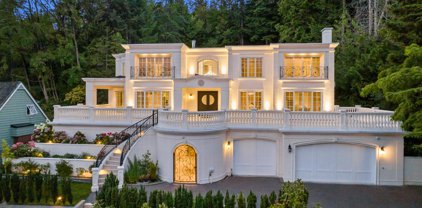 735 St. Andrews Road, West Vancouver