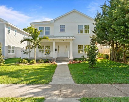 226 13th Avenue N, St Petersburg