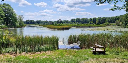 10934 Thornapple Drive, Canadian Lakes