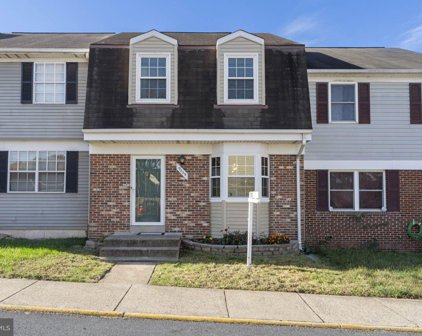 9009 Whispering Pine Ct, Manassas