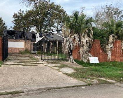 11634 Harrow Street, Houston