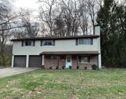 601 Avon  Place, St Charles image