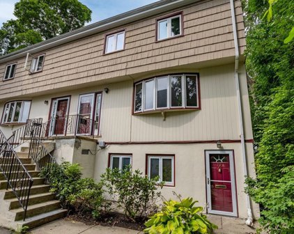 72 A&B Cushing Street, Cambridge