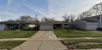 37028 TRICIA, Sterling Heights