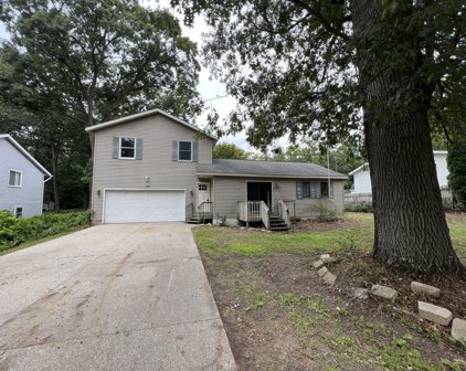13901 Taft Street, Spring Lake