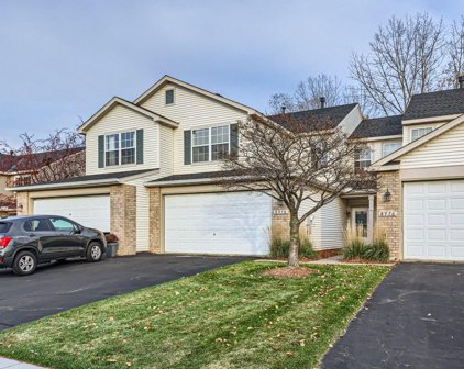 8978 Comstock Lane N, Maple Grove