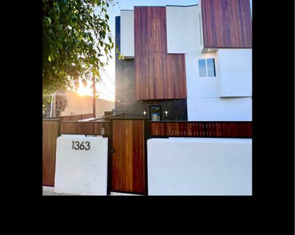 1363  Meadowbrook Avenue Unit 2, Los Angeles