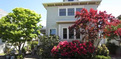 1134 Bay St, Alameda