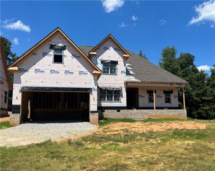 3901 Tee Island Court, Greensboro