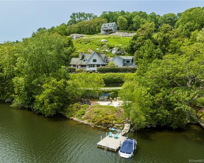 25 Candlewood Shore, New Milford