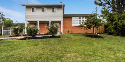 10911 Breewood Ct, Silver Spring
