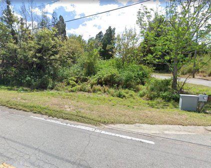 5th Avenue, Babson Park