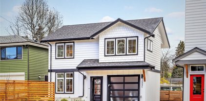 7000 -C 32nd Avenue NW, Seattle
