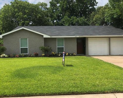 5815 W Airport Boulevard, Houston