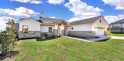 157 W Magnolia Cir, La Vernia