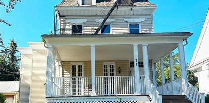 71 Remington Place, New Rochelle