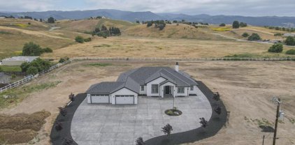 3213 San Juan Hollister Highway, Hollister