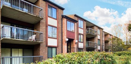 9704 Kingsbridge Dr Unit #101, Fairfax