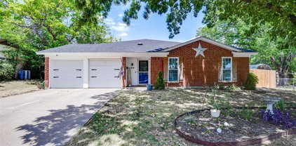 304 Springwillow  Road, Burleson