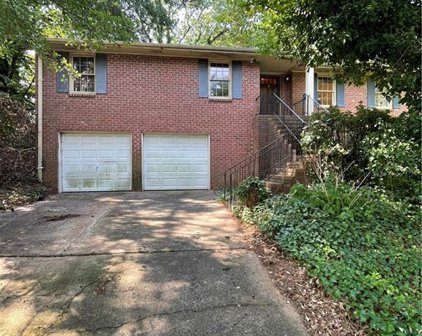 240 Mansell Circle, Roswell