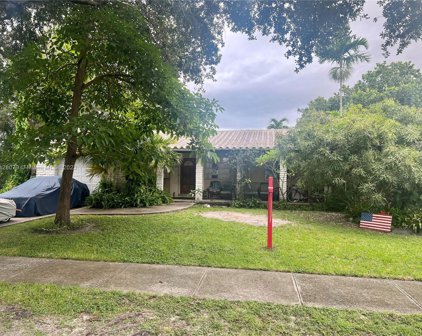 165 Sunset Way, Miami Springs