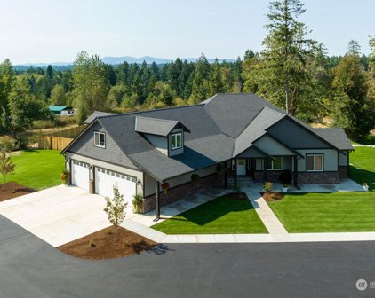 3743 Legacy Drive NE, Olympia