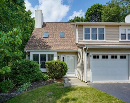 25 Greenland Cir Unit 25, Northborough