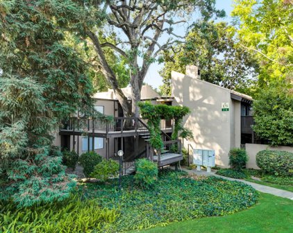 879 Woodside Lane Unit #5, Sacramento