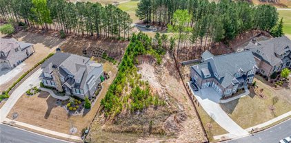 5694 Brendlynn Drive, Suwanee