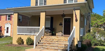 1207 Valley Ave, Winchester