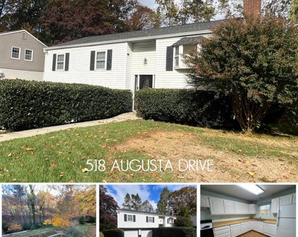 518 Augusta Dr, Arnold