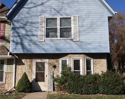 8400 N Park Court, Kansas City