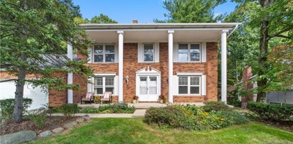 32695 Stony Brook Lane, Solon